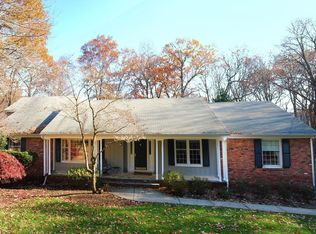 662 Cheyenne Dr, Franklin Lakes, NJ 07417