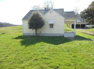 4017 Bandy Rd, Roanoke, VA 24014