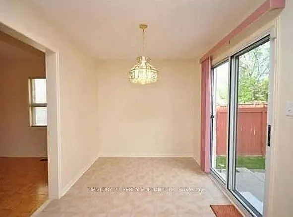 4010 Coachman Cir #L5M-6Y5 — Photo 10