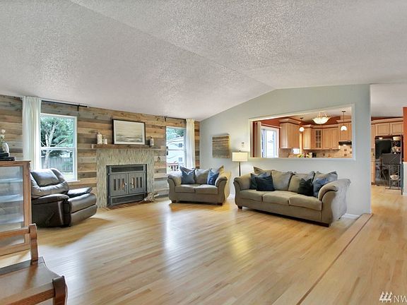 5th image of 21418 128th St E