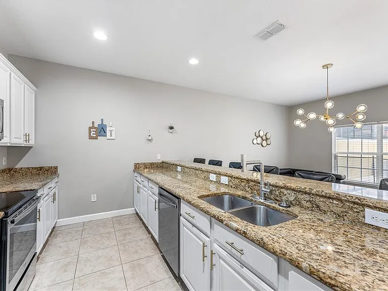 8955 Bismarck Palm Rd — Photo 14