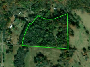 305 Loop Rd, Locust Grove, AR 72550