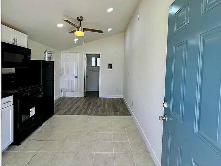 467 S Buena Vista Ave #15 — Photo 4