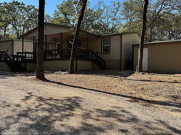 3rd image of 9091 Spring Creek Rd