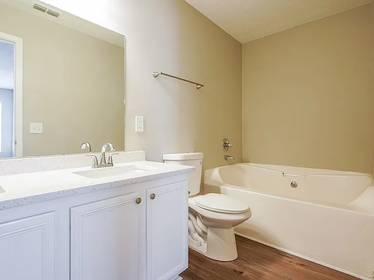 5125 Hickory Grove Dr — Photo 15