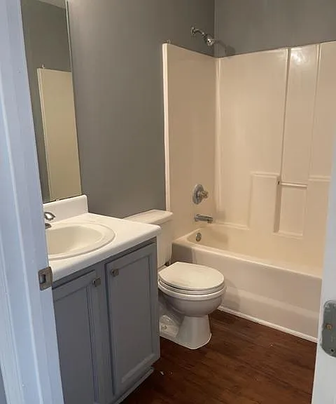 125 Lorraine Dr — Photo 10