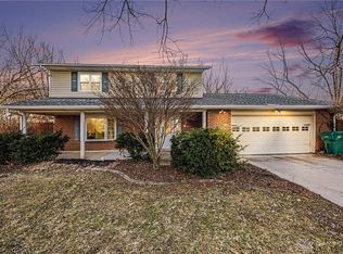 141 Saundra Ct, Dayton, OH 45430
