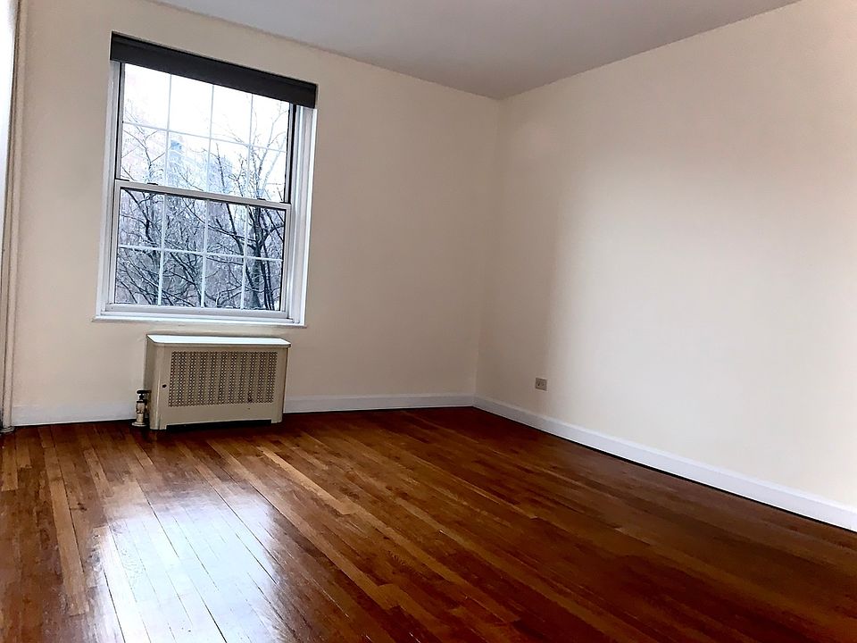 2nd image of 3902 Manhattan College Pkwy APT 4A