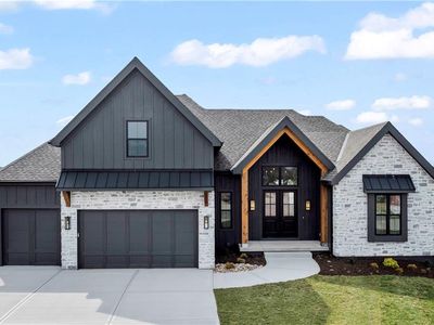 1812 NE Lashbrook Cir, Lees Summit, MO, 64086
