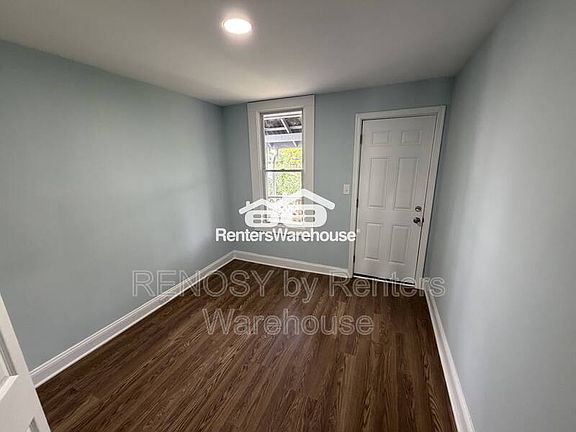 4th image of 2033 N Fulton Ave