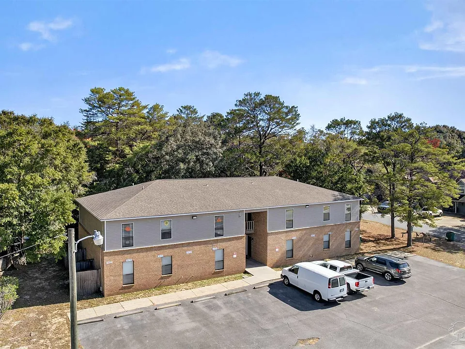 700 Palm Blvd N #D