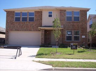 7525 Grass Valley Trl, Fort Worth, TX 76123