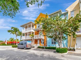 810 3rd Ave N APT 74, Lake Worth, FL 33460