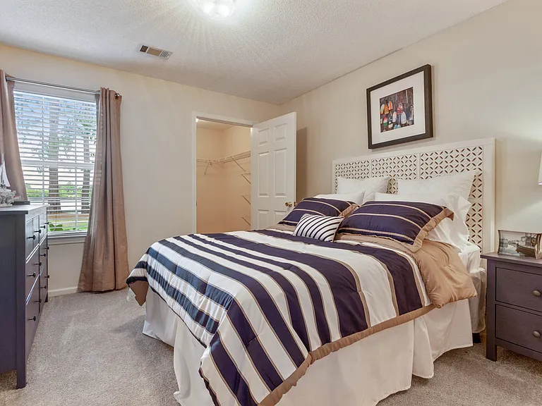 The Retreat at Grande Lake Apartments — Photo 20