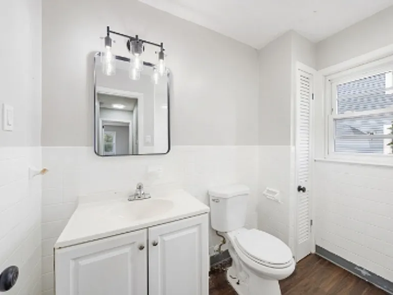 1213 Roselle St — Photo 10