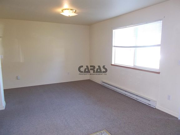 3rd image of 17 C Ave APT 1