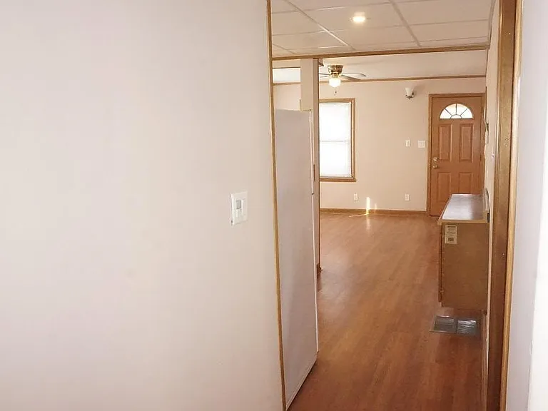 2601 Cottonwood Ct — Photo 4