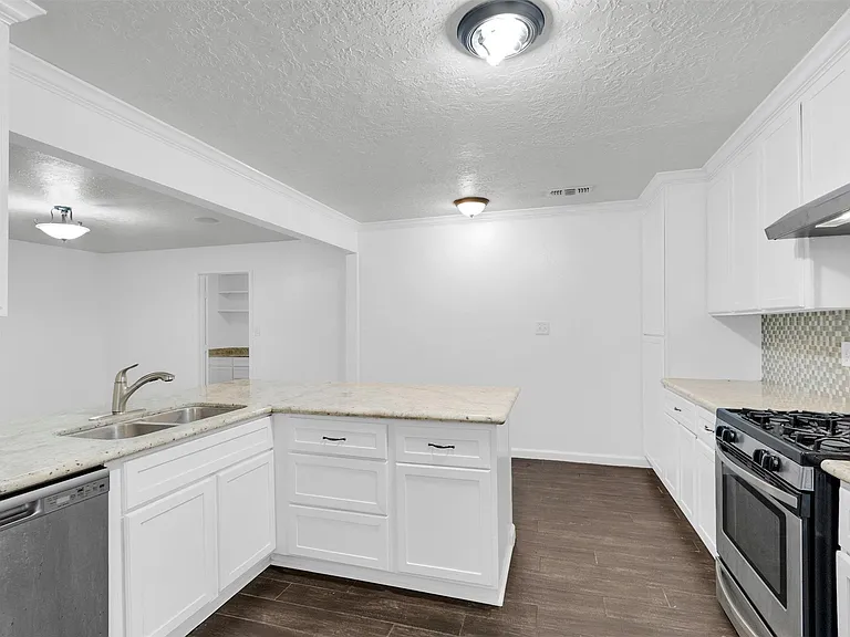 21630 Punkin St — Photo 18