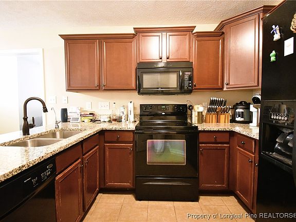 2nd image of 214 Cross Creek Dr