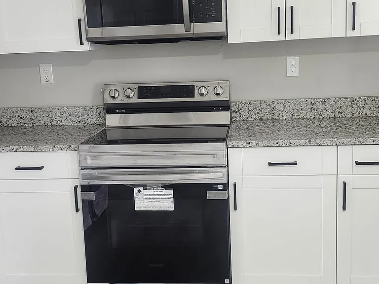 1213 Cavalier Blvd — Photo 6