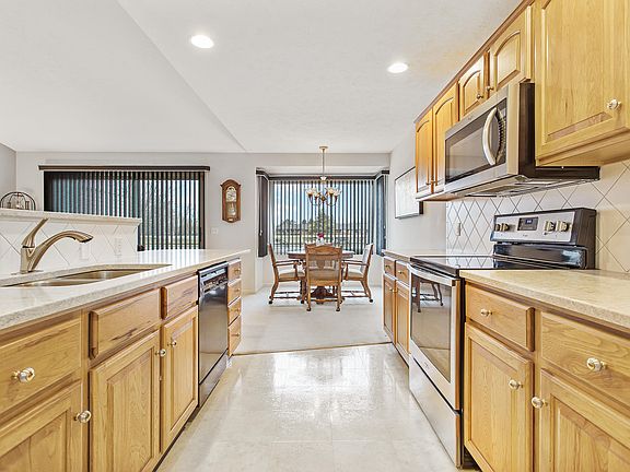 5th image of 6069 Gleneagle Dr #49