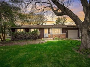 2614 Badger Ln, Madison, WI 53713