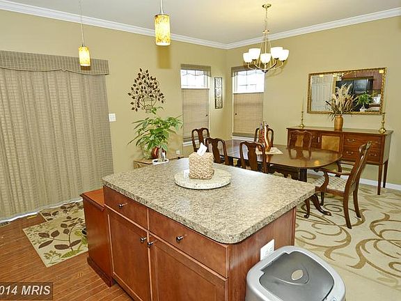 4th image of 611 Hamilton Ct