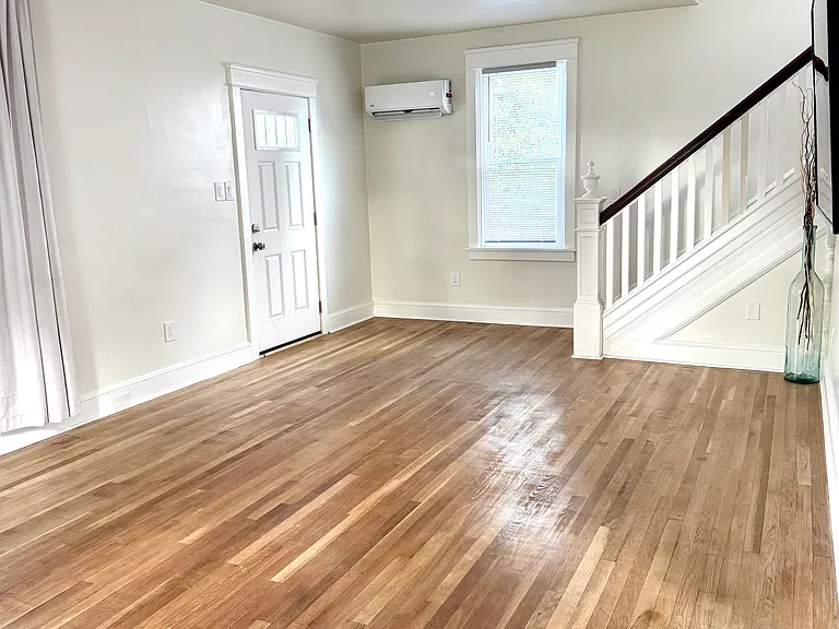 3204 Lincoln Hwy E — Photo 8