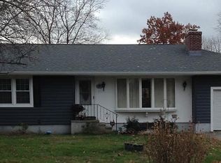 57 Berkshire Dr, Farmington, CT 06032