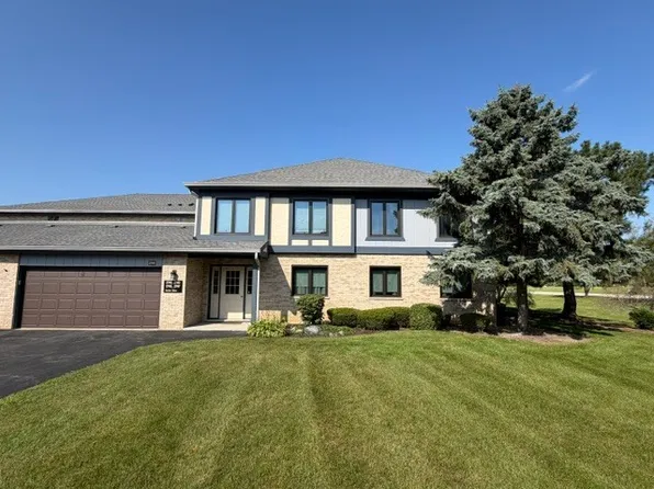 2741 Harbor Dr #2741, Joliet, IL 60431