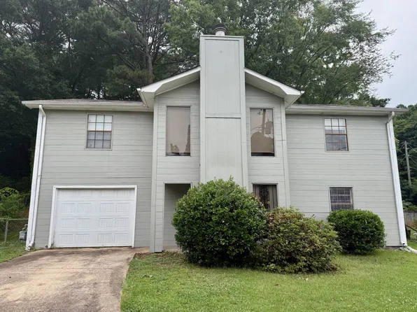 6100 Meadow Crest Cir, Birmingham, AL 35212