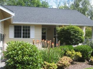 1383 Everette Ln, Freeland, WA 98249