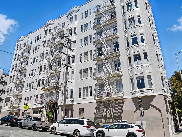 1700 Octavia St #606 — Photo 21