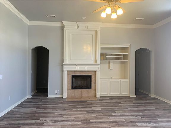4th image of 1313 Limestone Creek Dr