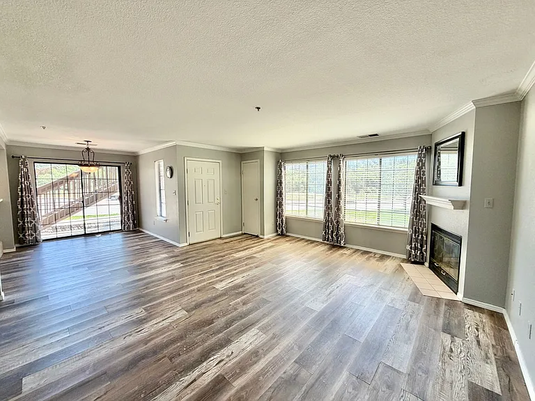 2130 Alicia Point #103 — Photo 9