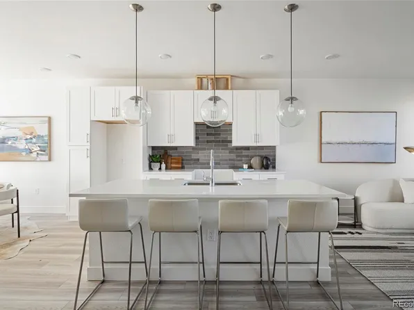 8 Oneida Court, Denver, CO 80230