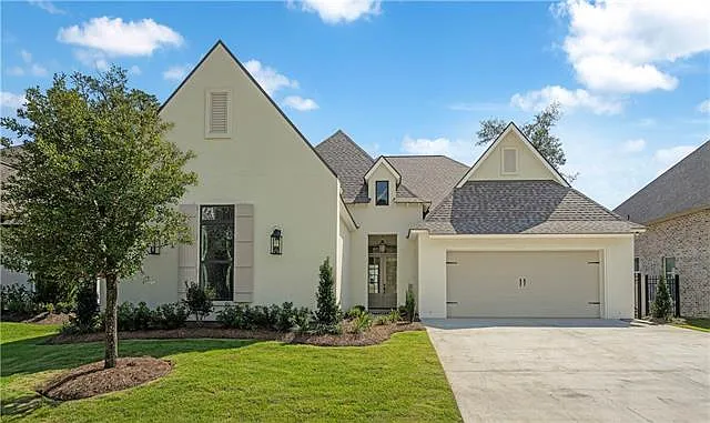 5060 Twin River Pl