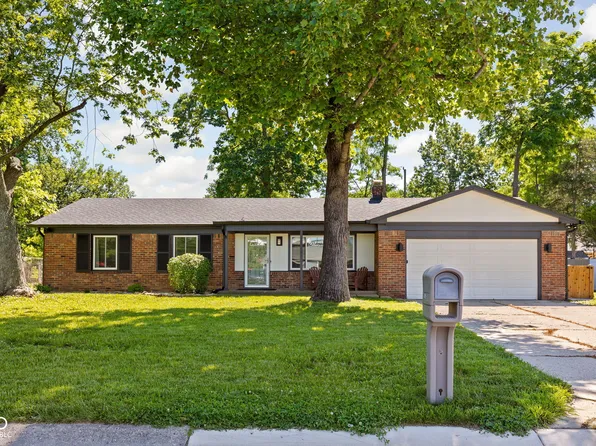 10605 Penn Dr, Indianapolis, IN 46280