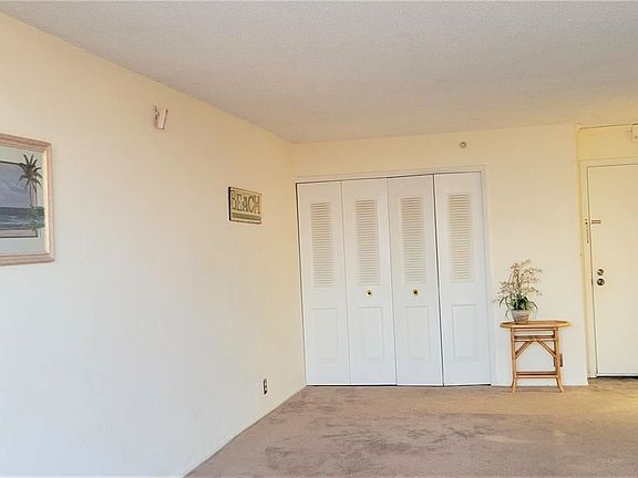 5th image of Dolphin Poin Penthouse 5