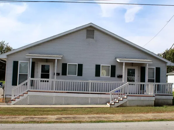 500 W Simmons St, Marion, IL 62959