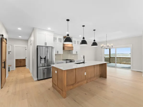 2900 N Thompson Ave, Tea, SD 57064