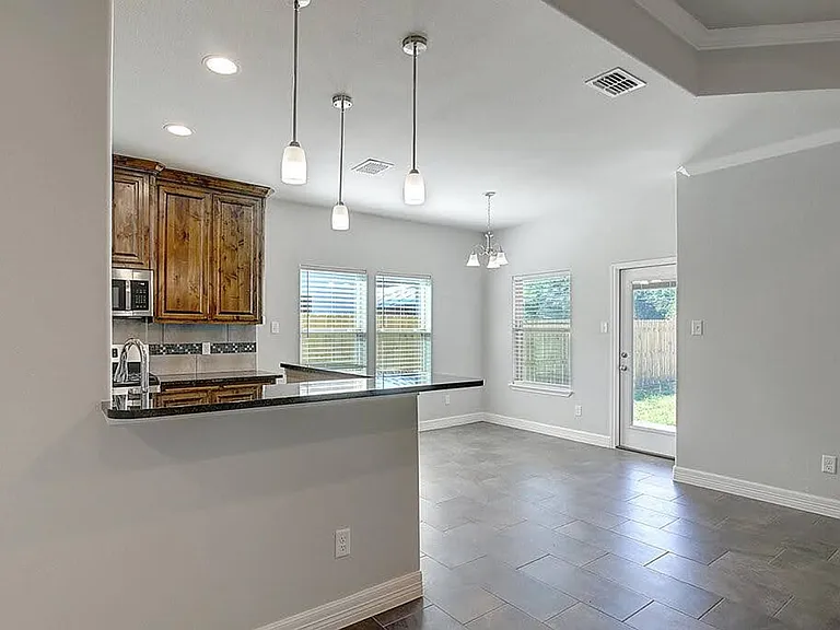 7522 Sable Creek Dr — Photo 15