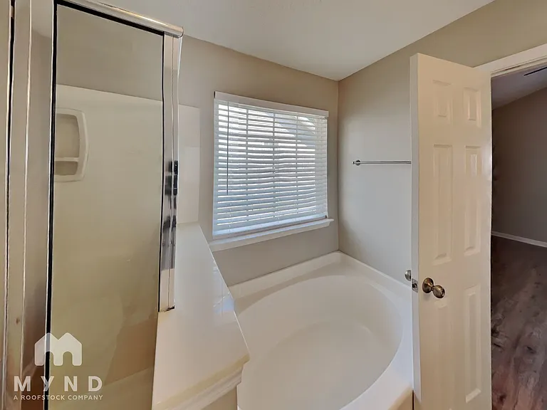1848 Mission Oaks St — Photo 12