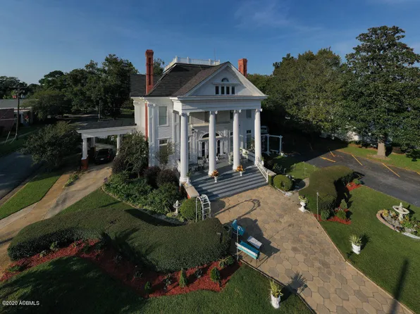 711 Bellevue Ave, Dublin, GA 31021