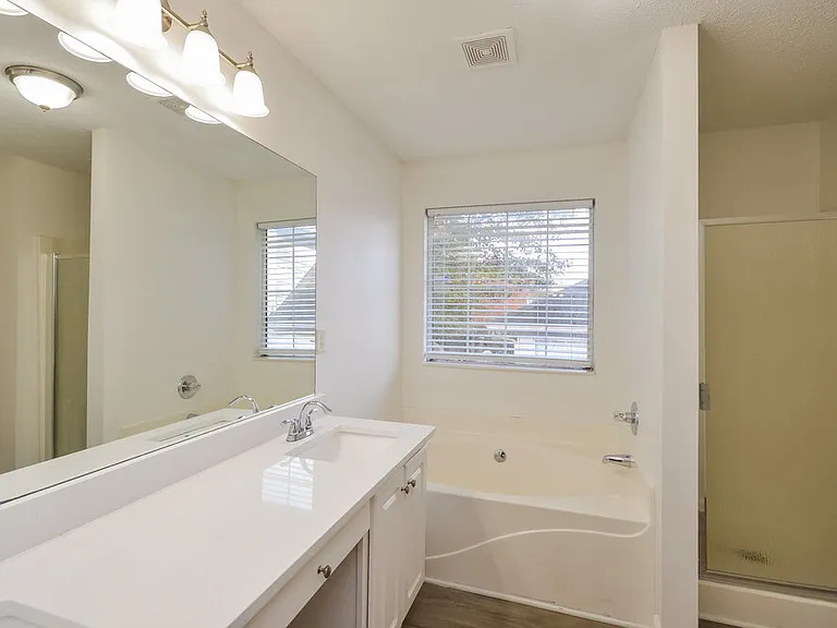 4897 Truitt Ln — Photo 12
