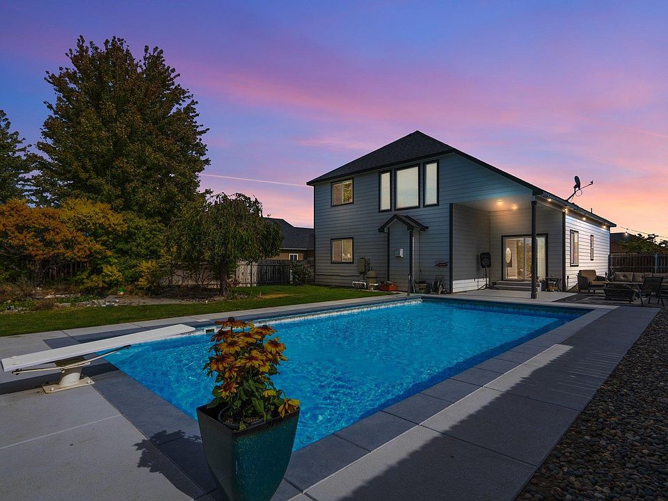 1st image of 2485 Losino Ave