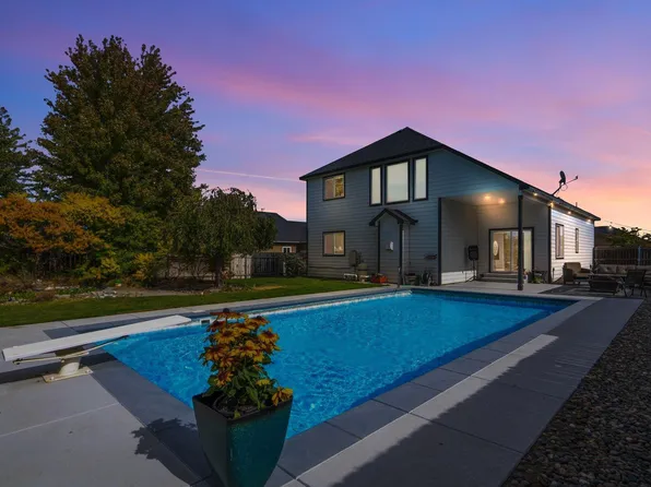 2485 Losino Ave, West Richland, WA 99353