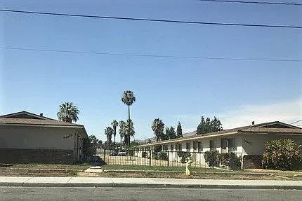 24550-24560 Atwood Ave