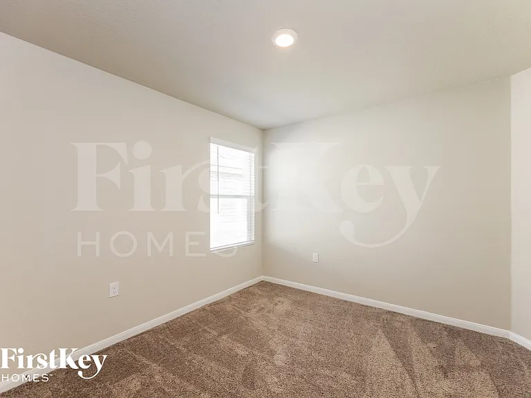4435 Meadowland Pl — Photo 11