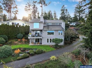 3091 Deering Dr NW, Salem, OR 97304